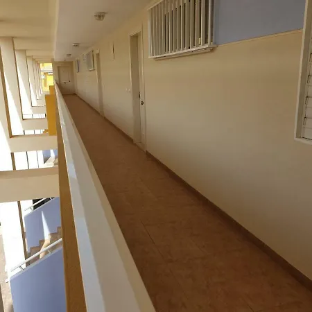 Carretera De Les Marines A Дения